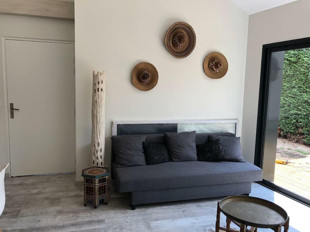 t2 indépendant dans maison avec piscine proche bordeaux Eysines Extérieur photo